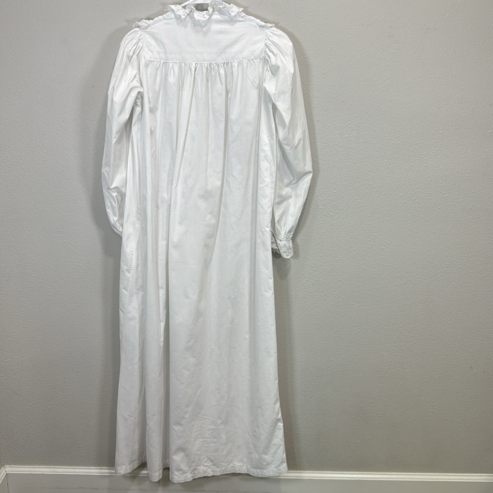 Edwardian antique Elegant White Lace Nightgown maxi long - Picture 6 of 11